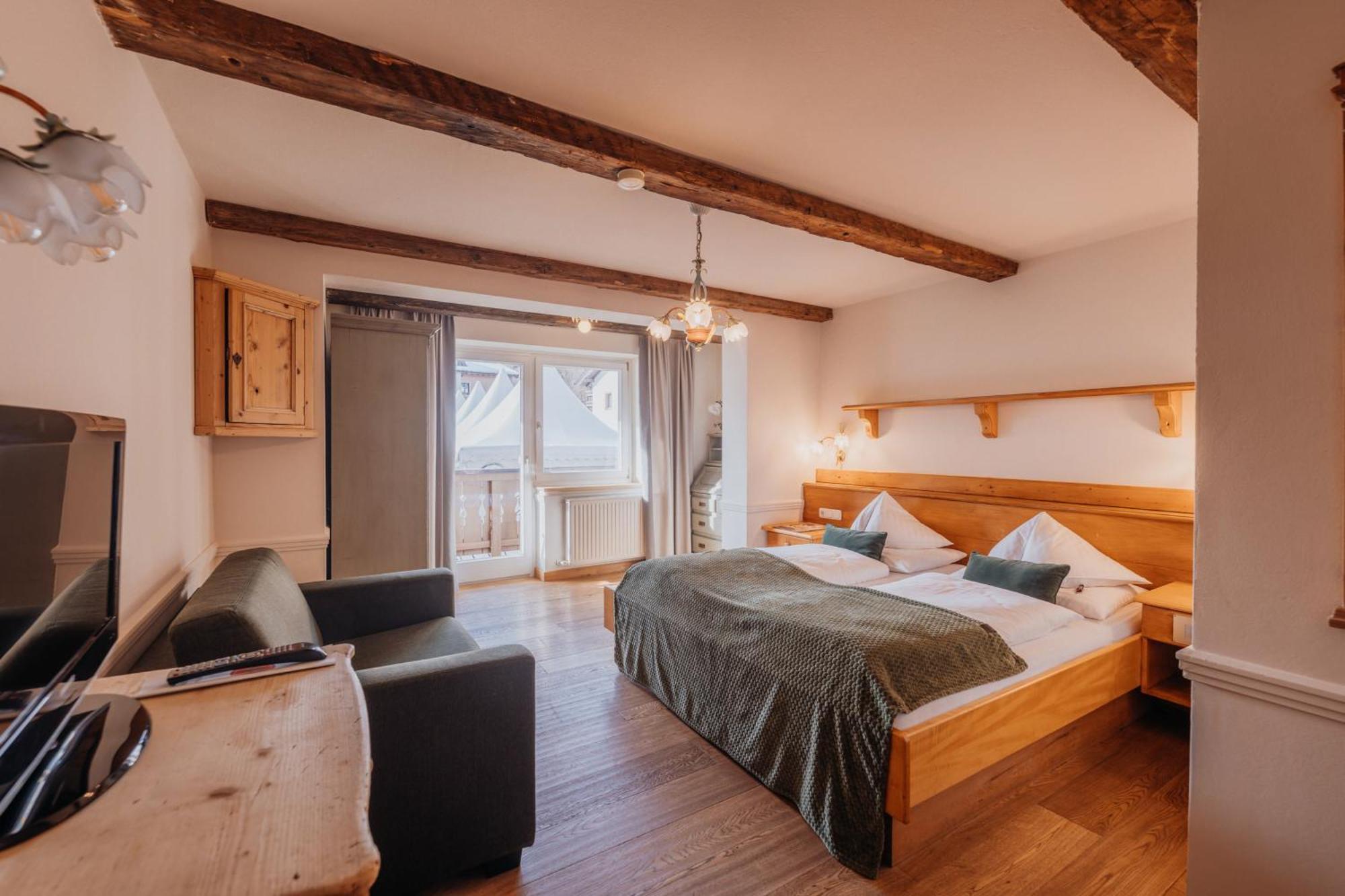 Hotel Gluecksschmiede - Hinterglemm Saalbach-Hinterglemm Exterior photo